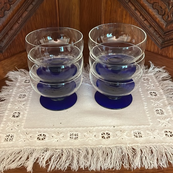 Vintage Weston, cobalt blue footed glass parfait dessert six piece set - Picture 6 of 6
